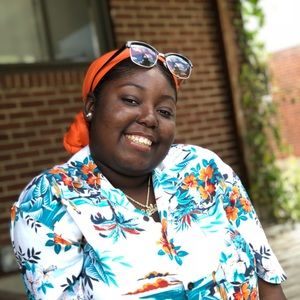 Meet your Posher, Laila